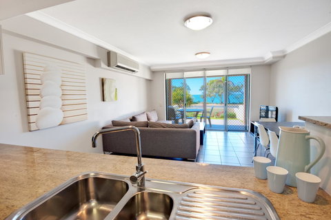 The Point Resort - Australia Accommodation 26