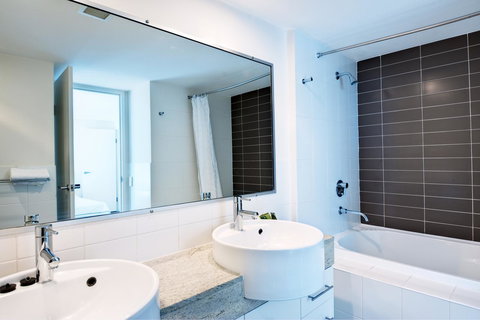The Point Resort - Australia Accommodation 1