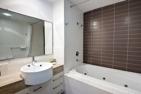 The Point Resort - Australia Accommodation 2