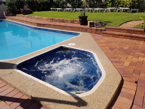 Surfers Chalet - Australia Accommodation 26