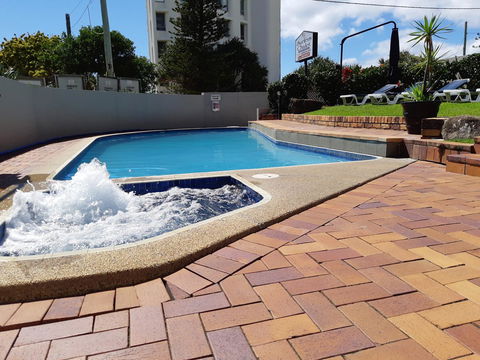 Surfers Chalet - Australia Accommodation 3