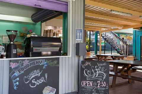 Backpackers In Paradise 18-35 Hostel - Australia Accommodation 23