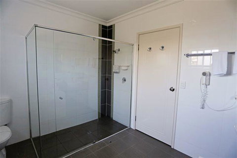 Drovers Motor Inn - Australia Accommodation 2