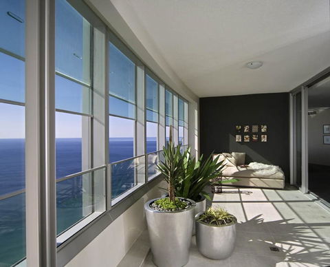 Q1 Resort & Spa - Official - Australia Accommodation 30