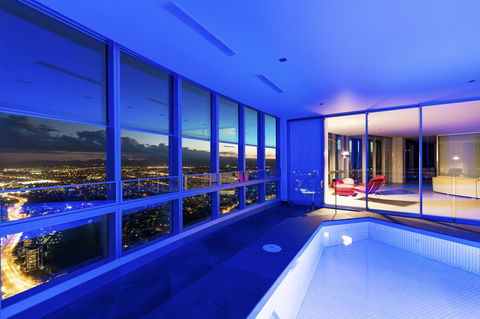Q1 Resort & Spa - Official - Australia Accommodation 37