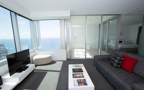 Q1 Resort & Spa - Official - Australia Accommodation 10