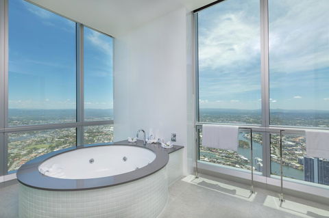 Q1 Resort & Spa - Official - Australia Accommodation 28