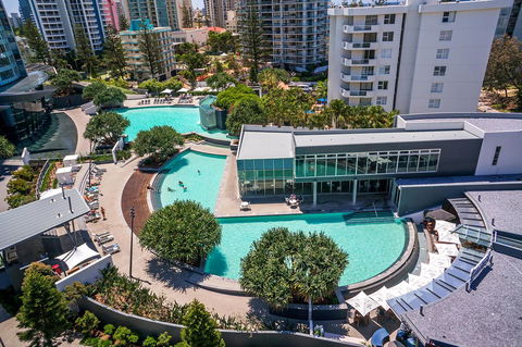 Q1 Resort & Spa - Official - Australia Accommodation 2