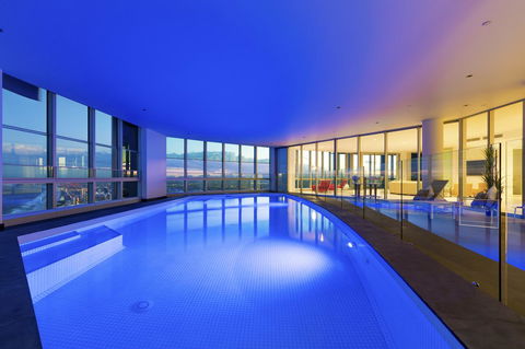 Q1 Resort & Spa - Official - Australia Accommodation 16