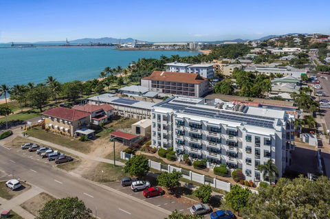 Madison Ocean Breeze Apartments - Australia Accommodation 3