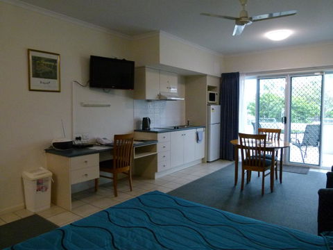 Madison Ocean Breeze Apartments - Australia Accommodation 22