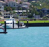 Airlie Seaview Apartments - Australia Accommodation