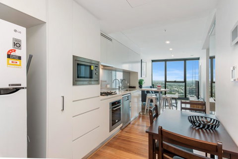 Brisbane Skytower By CLLIX - Australia Accommodation 27