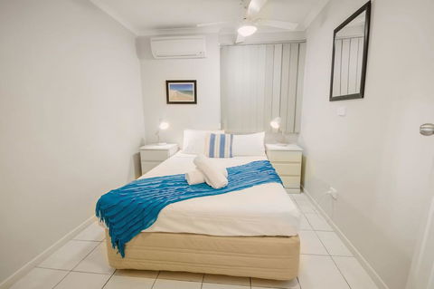 Airlie Apartments - Australia Accommodation 2