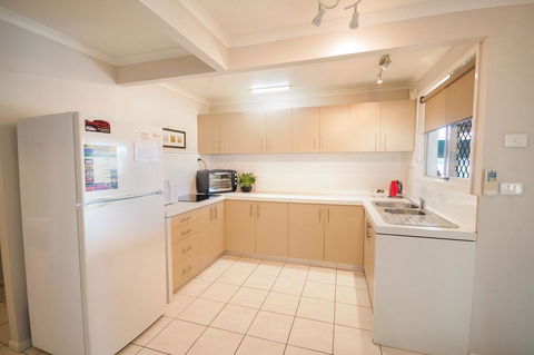 Airlie Apartments - Australia Accommodation 6