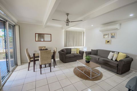 Airlie Apartments - Australia Accommodation 3