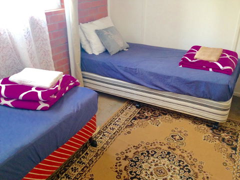 XYL Pets Friendly Seaside Boutique Guesthouse - Australia Accommodation 8