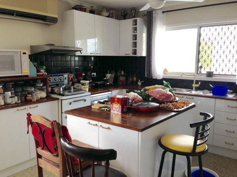 XYL Pets Friendly Seaside Boutique Guesthouse - Australia Accommodation 2