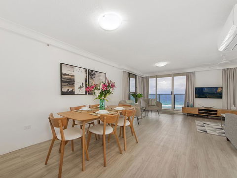 Sunbird Beach Resort Main Beach - Australia Accommodation 33