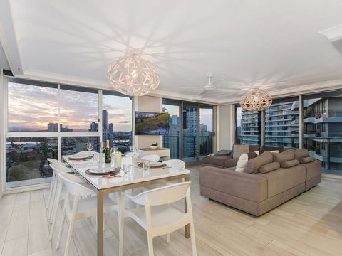 Sunbird Beach Resort Main Beach - Australia Accommodation 11