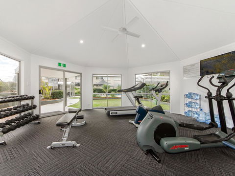 Sunbird Beach Resort Main Beach - Australia Accommodation 40
