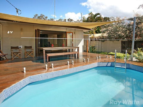 Beach House On Jones Parade, Central Coolum Beach - Australia Accommodation 3