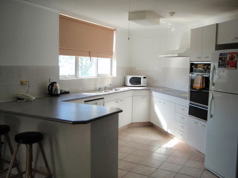 Grosvenor Beachfront Apartments Surfers Paradise - Australia Accommodation 19