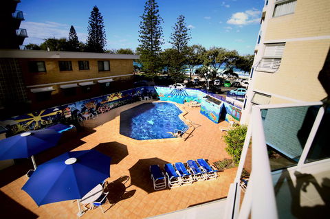 Grosvenor Beachfront Apartments Surfers Paradise - Australia Accommodation 33