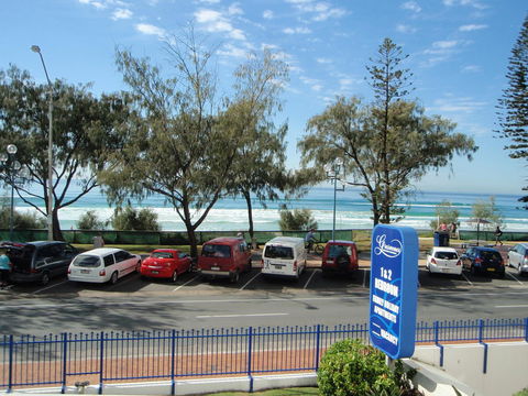 Grosvenor Beachfront Apartments Surfers Paradise - Australia Accommodation 16