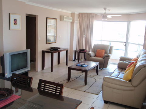 Grosvenor Beachfront Apartments Surfers Paradise - Australia Accommodation 21