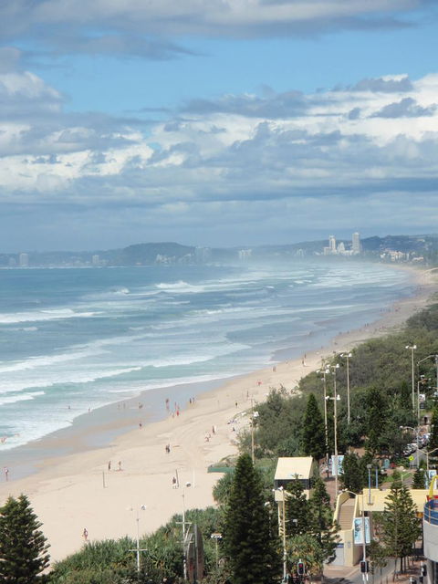 Grosvenor Beachfront Apartments Surfers Paradise - Australia Accommodation 12