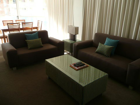 Grosvenor Beachfront Apartments Surfers Paradise - Australia Accommodation 25