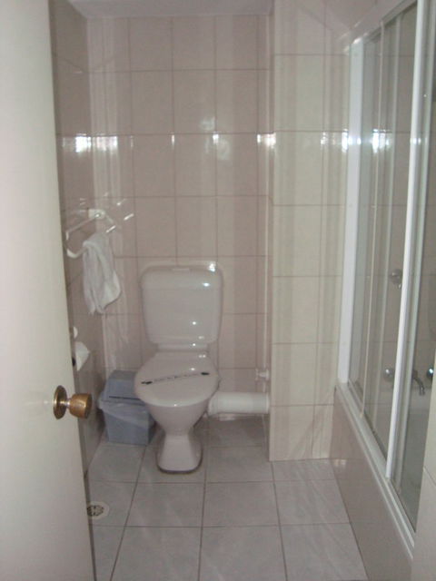 Grosvenor Beachfront Apartments Surfers Paradise - Australia Accommodation 17