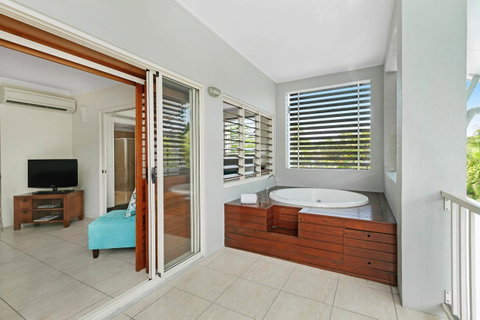 Mantra Aqueous On Port - Australia Accommodation 17