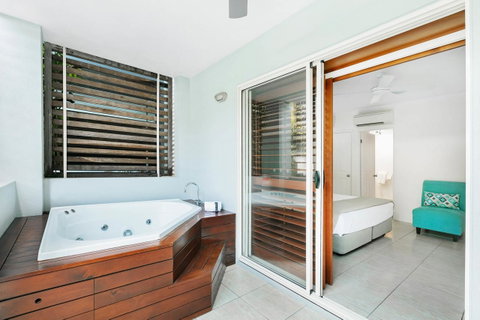 Mantra Aqueous On Port - Australia Accommodation 9
