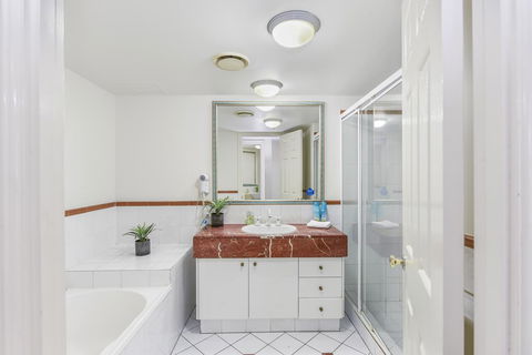 APR Private SUITES MOROC By The Beach - Australia Accommodation 28