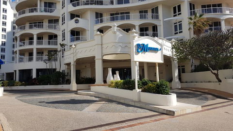 APR Private SUITES MOROC By The Beach - Australia Accommodation 7