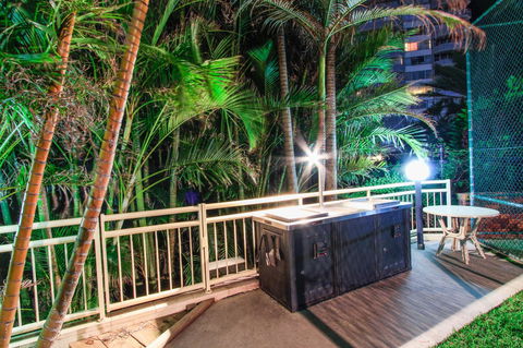 Seacrest Beachfront Apartments Surfers Paradise - Australia Accommodation 31