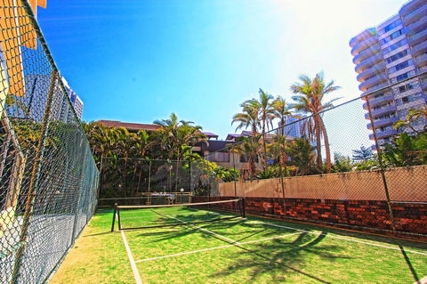 Seacrest Beachfront Apartments Surfers Paradise - Australia Accommodation 16