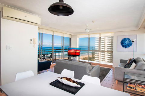 Seacrest Beachfront Apartments Surfers Paradise - Australia Accommodation 21