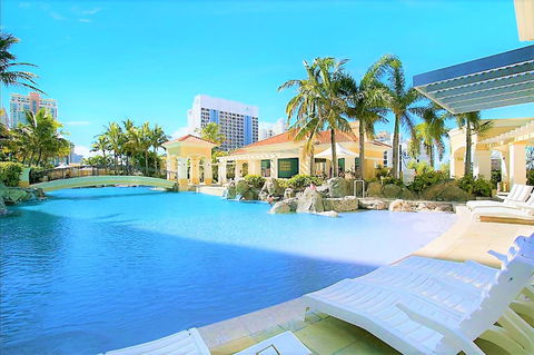 The Towers Of Chevron Renaissance - Holidays Gold Coast - Australia Accommodation 7
