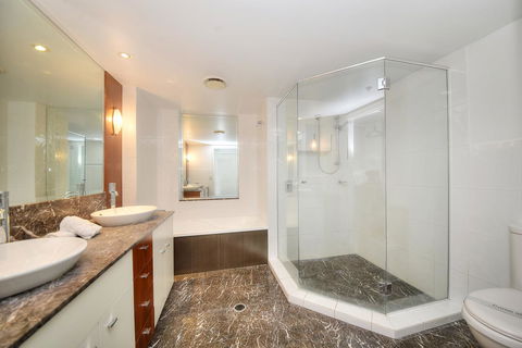 The Towers Of Chevron Renaissance - Holidays Gold Coast - Australia Accommodation 16