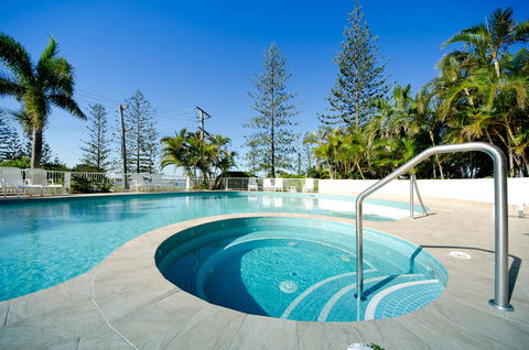 Crystal Bay On The Broadwater - Australia Accommodation 11