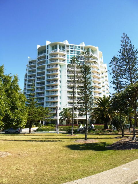 Crystal Bay On The Broadwater - Australia Accommodation 2