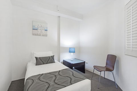 Crystal Bay On The Broadwater - Australia Accommodation 21