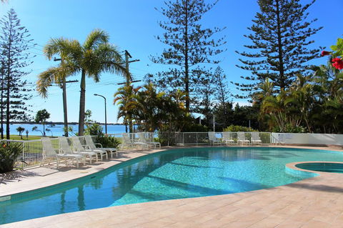 Crystal Bay On The Broadwater - Australia Accommodation 25