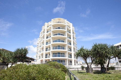Regency On The Beach - Australia Accommodation 11