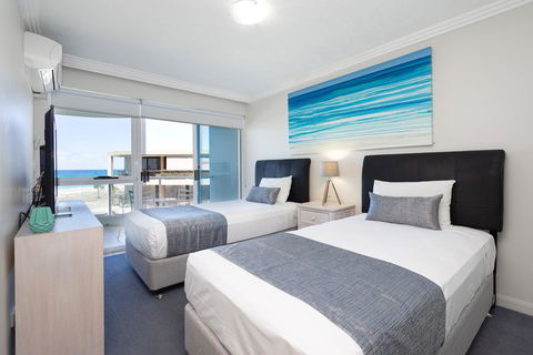 Regency On The Beach - Australia Accommodation 1