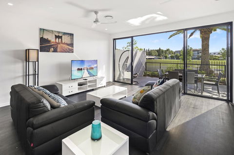 The Residences At The Peninsula - Australia Accommodation 18