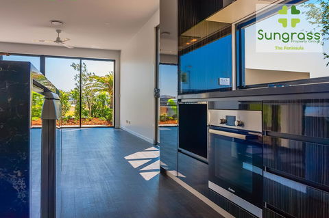 The Residences At The Peninsula - Australia Accommodation 24